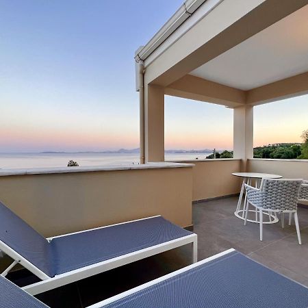 Luxury Villa Barbati Sun With Private Pool By Dadovillas Εξωτερικό φωτογραφία