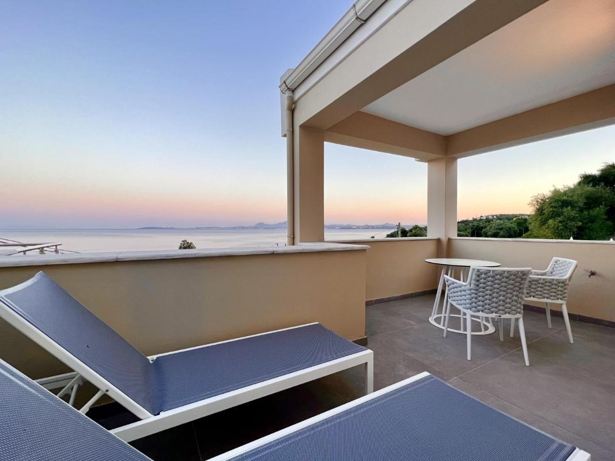 Luxury Villa Barbati Sun With Private Pool By Dadovillas Εξωτερικό φωτογραφία