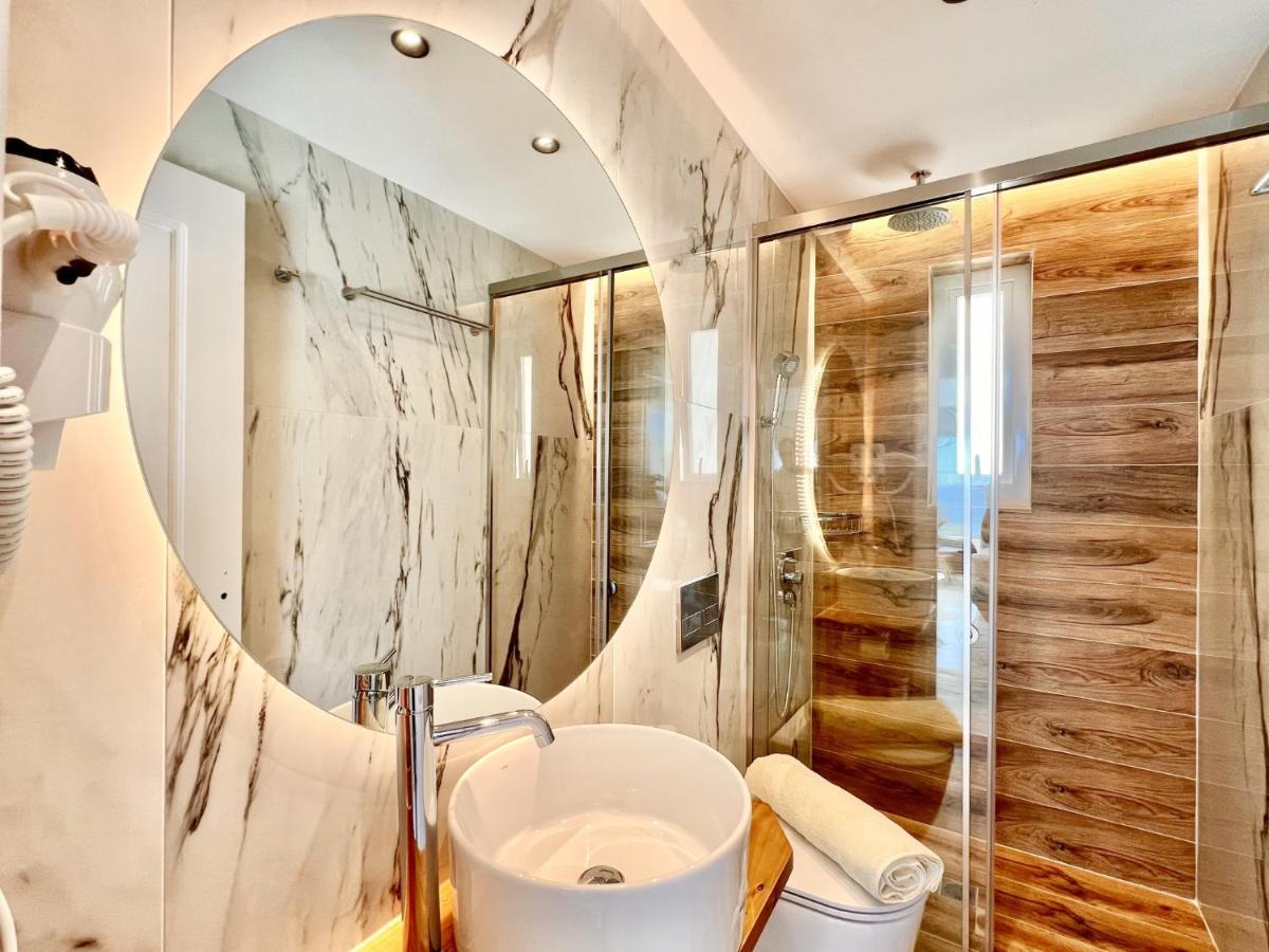 Luxury Villa Barbati Sun With Private Pool By Dadovillas Εξωτερικό φωτογραφία
